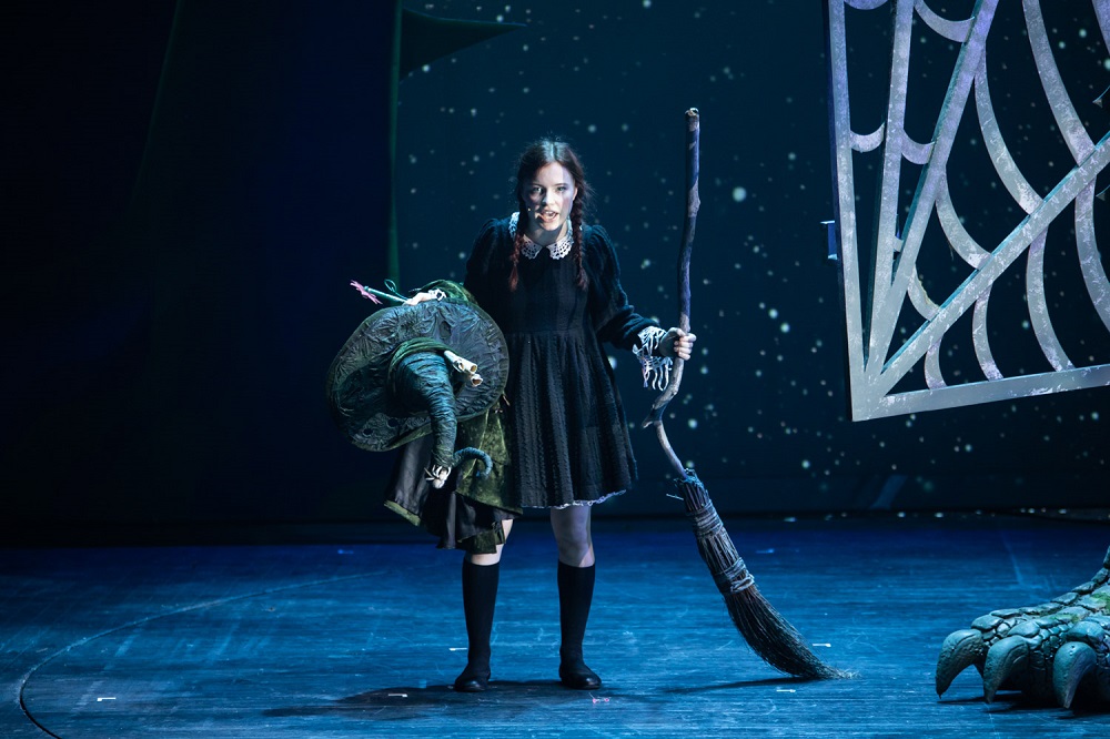 Рыжая волшебница