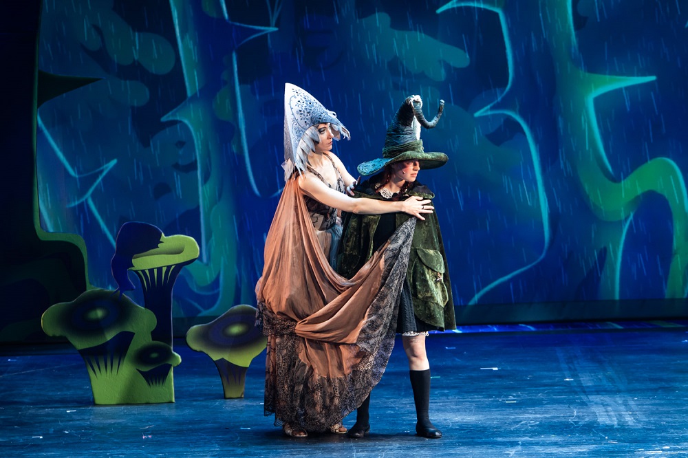 Рыжая волшебница